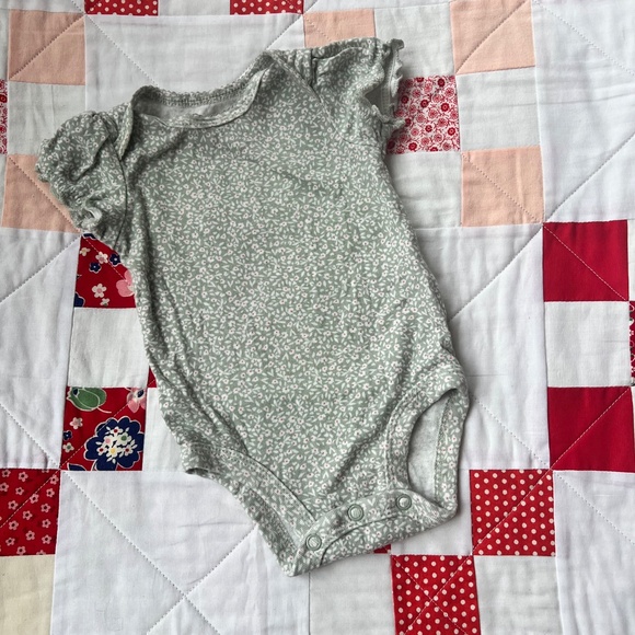 0-3 mo baby girl bundle - Picture 2 of 10